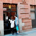 En la calle Tenerife del barrio de Tetuán tuvieron lugar los hechos. La víctima tenía un hijo menor de edad que no se encontraba en el domicilio / Efe