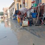 Las ayudas podrán solicitarlas los vecinos de los municipios afectados para recuperar sus enseres y reponer los más básicos. EFE