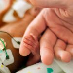 Los médicos le dieron horas de vida, pero ya ha sobrevivido 10 días