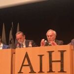 Antonio Pradel, José María Rodríguez Ponga, Carlos Zurita y Rafael Benjumea durante la presentación