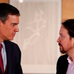 Pedro Sánchez y Pablo Iglesias en su última reunión antes de la investidura fallida en el Congreso de los Diputados