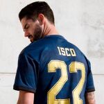 Isco luciendo su nueva camiseta
