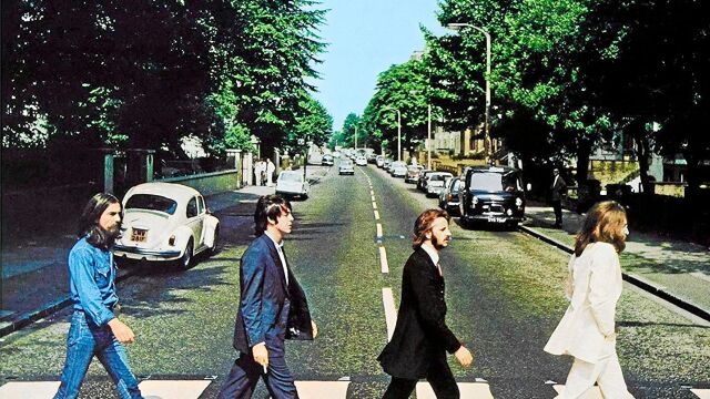 De izquierda a derecha, en la portada de «Abbey Road», George Harrison, Paul McCartney, Ringo Starr y John Lennon