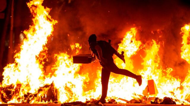 Arde Barcelona