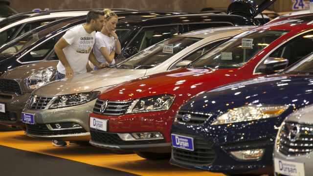 Feria de venta de coches de segunda mano