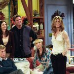 Jennifer Aniston, Brad Pitt, Courteney Cox, Matthew Perry y Lisa Kudrow en un cap&iacute;tulo de 'Friends'