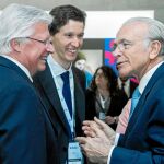 La Comisión Europea permite ampliar, de 37 a 45, las becas de La Caixa