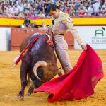 Diego San Román, en un momento de la faena. Foto: Juan Antonio García