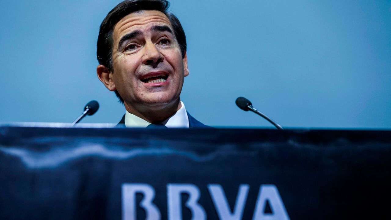 Opa del BBVA al Sabadell: el Gobierno desbarata los planes de Carlos Torres