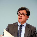 El director de Comunicación y portavoz en funciones de la Junta, Alejandro Salgado, explica los acuerdos del Consejo