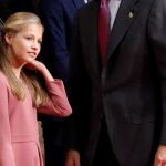 La princesa Leonor durante la foto de familia del acto de recepción de los presidentes de los jurados / Foto: Efe