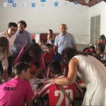 La presidenta, Ángeles Armisén, visita las actividades desarrolladas en Pedraza de Campos