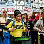 Protesta en la Plaza de Mayo de Buenos Aires contra la política económica del Gobierno
