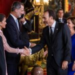 Los Reyes y el juez del Tribunal Supremo Manuel Marchena en el Palacio Real de Madrid/Foto: Alberto R. Roldán