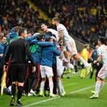 Los jugadores españoles celebran el gol, el triunfo y la clasificación