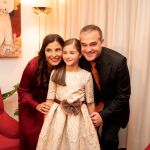 Carla García Pérez, Fallera Mayor Infantil 2020, junto a sus padres