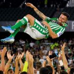 Homenaje a Rubén Castro en un partido descafeinado
