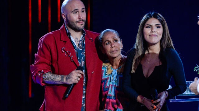 La última imagen de Isabel Pantoja con sus dos hijos tuvo lugar a su regreso de Supervivientes
