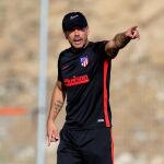 Simeone, durante un entrenamiento con el Atlético