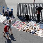 Guardia Urbana, Mossos d’Esquadra y Policía Portuaria han ocupado varios puntos de la ciudad como la Barceloneta, Joan Borbó, La Ramblña, o paseo de Gràcia para disuadir a los vendedores