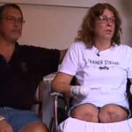 Marie Trainer, junto a su marido en el hospital