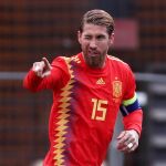Sergio Ramos durante un partido con la selección española.