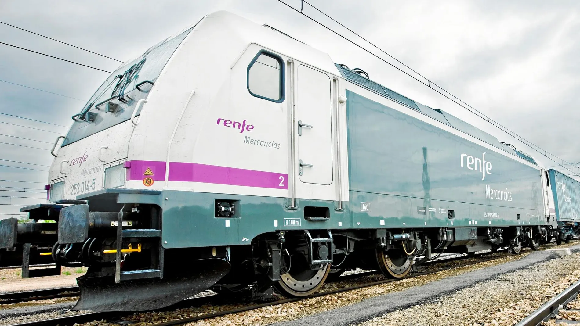 El sector ferroviario de mercancías expone sus quejas contra Renfe / Reuters