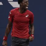 Monfils celebra su triunfo ante Copil