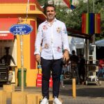 El director de los festivales flamencos de Londres y Nueva York, en la Alameda de Hércules / Foto: Manuel Olmedo