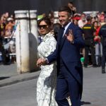 David Beckham y su mujer, Victoria, en Sevilla