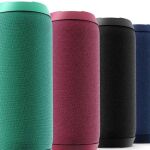 En cuatro llamativos colores y con un precio de 19,99 euros, este altavoz está listo para un verano muy musical.