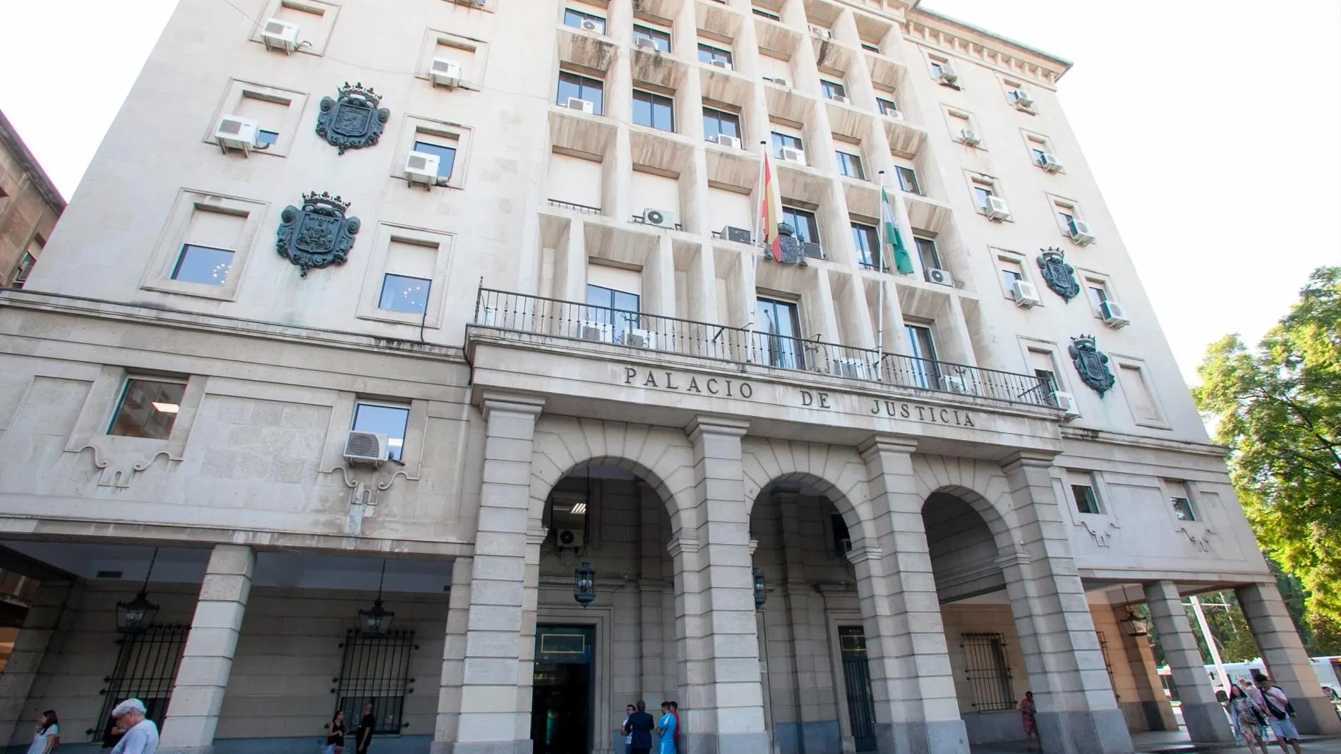 La Fiscalía eleva a 90 años la pena contra el acusado de abusar de 13 menores en Sevilla