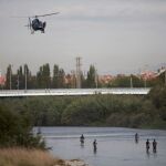 Mossos, Bomberos y Salvamento Marítimo rastreando la zona