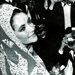 Liz Taylor no pasó desapercibida durante las 24 horas que estuvo en San Sebastián