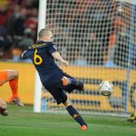Iniesta marca el gol que dio a España el Mundial 2010