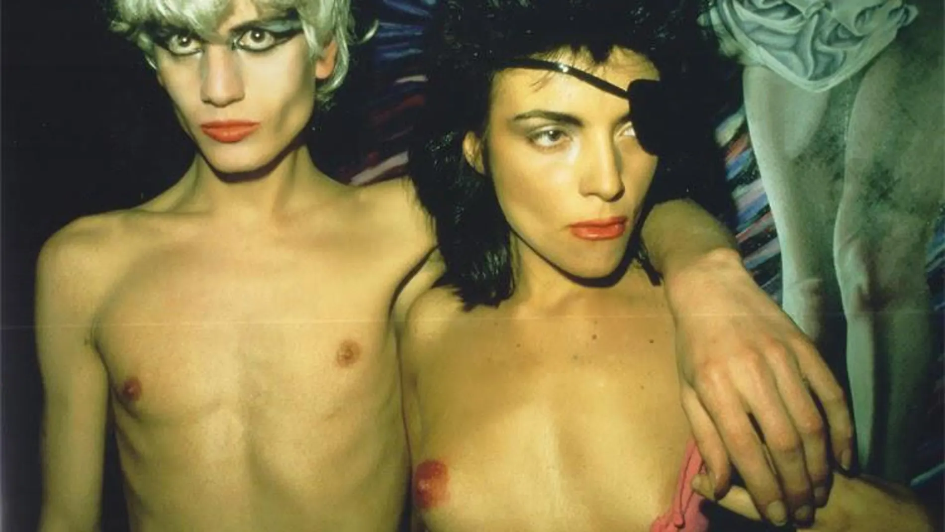 Fabio McNamara y la "musa de la Movida"Tesa Arranz en la Calle de la Palma/ Foto: Pablo Pérez Mínguez