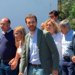 Pablo Casado vista el puesto de mando del incendio en Gran Canaria