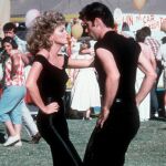 Olivia Newton-John y John Travolta en el filme