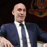 Rubiales (RFEF) comparece en directo desde la Ciudad del Fútbol