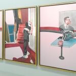 En el tríptico «En memoria de George Dyer» (1971), Francis Bacon esparce sobre una mesa a su mujer deformada