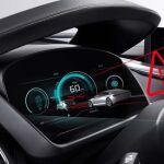 Las pantallas con tecnología pasiva 3D facilitan la recepción de alertas sobre el tráfico o situaciones de peligro en la ruta.