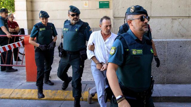 El gerente de Magrudis, José Antonio Marín, en los juzgados de Sevilla tras su detención /Foto: Manuel Olmedo