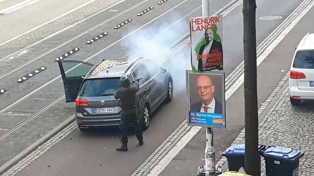 Uno de los autores del tiroteo mortal en Halle/Reuters
