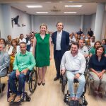 La consejera Isabel Blanco y Jesús Fuertes, con las entidades del Tercer Sector de Castilla y León