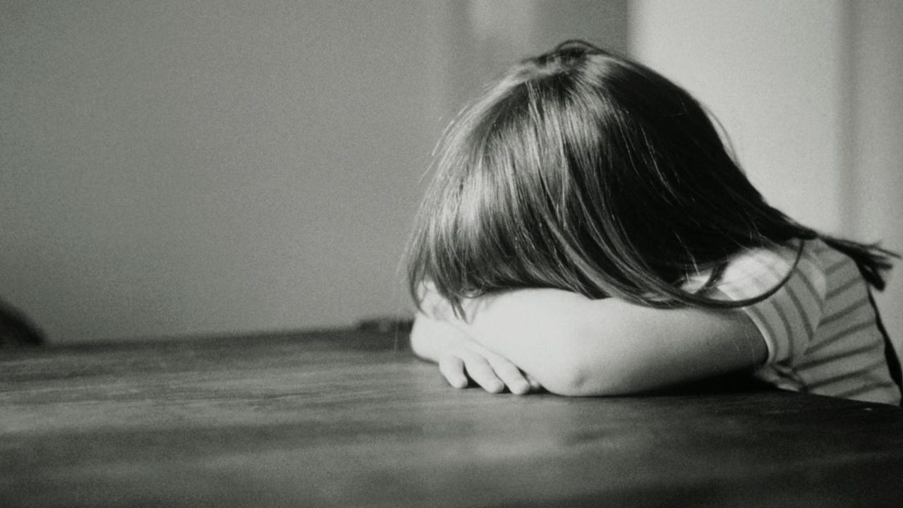 Un padre, condenado por insultos a su hija de 11 años: "Das asco"