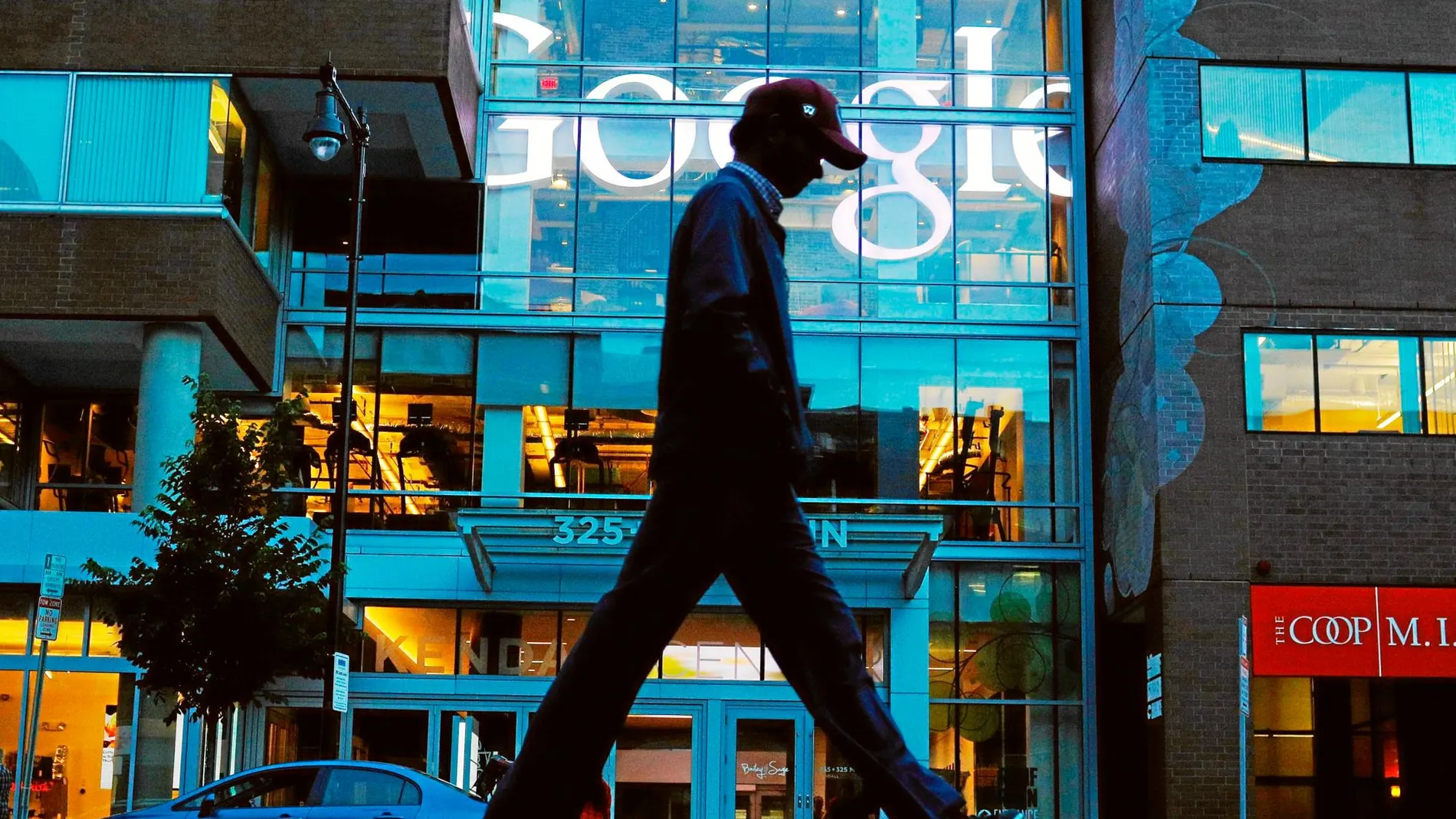 Google también espía desde casa