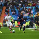 Lucas Vázquez contra el Levante