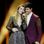 Alfred y Amaia interpretando "Tu Canción"en el festival de Eurovisión 2018 / Reuters
