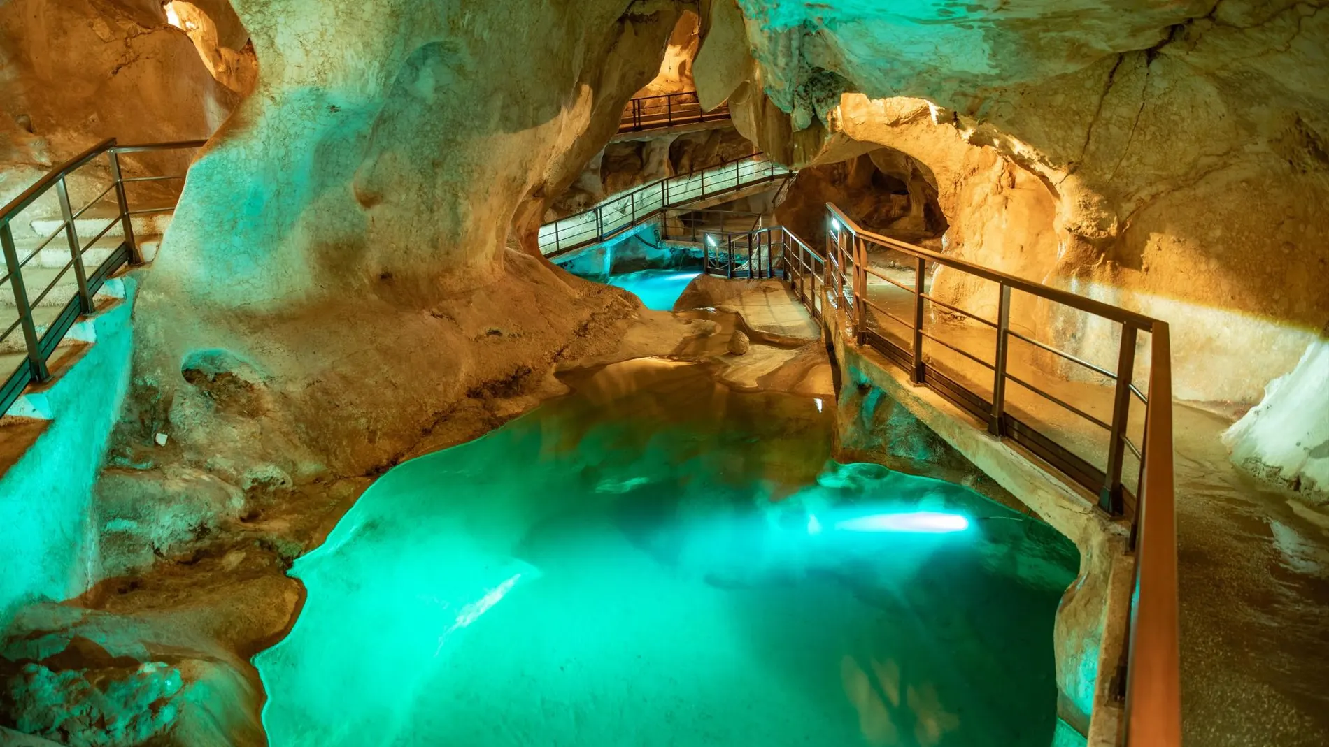 Cueva del Tesoro en Rincón de la Victoria (Málaga) / EP