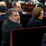 Jordi Cuixart y Carme Forcadell durante el juicio del Procés celebrado en el TS
